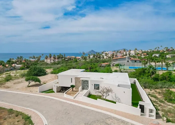 Villa Luxurious Spacious Annd Private Steps Frm Cabo San Lucas
