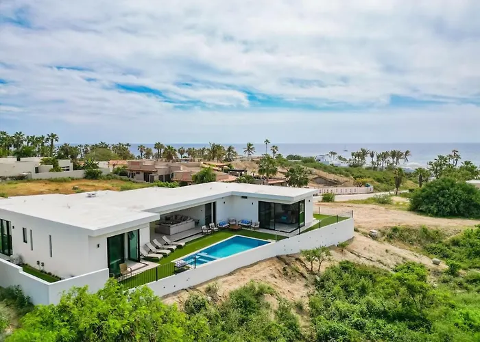 Luxurious Spacious Annd Private Steps Frm Cabo San Lucas