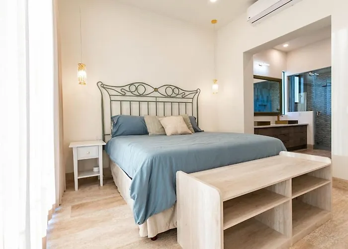 Luxurious Spacious Annd Private Steps Frm * Cabo San Lucas