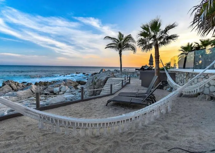 Villa Luxurious Spacious Annd Private Steps Frm Cabo San Lucas